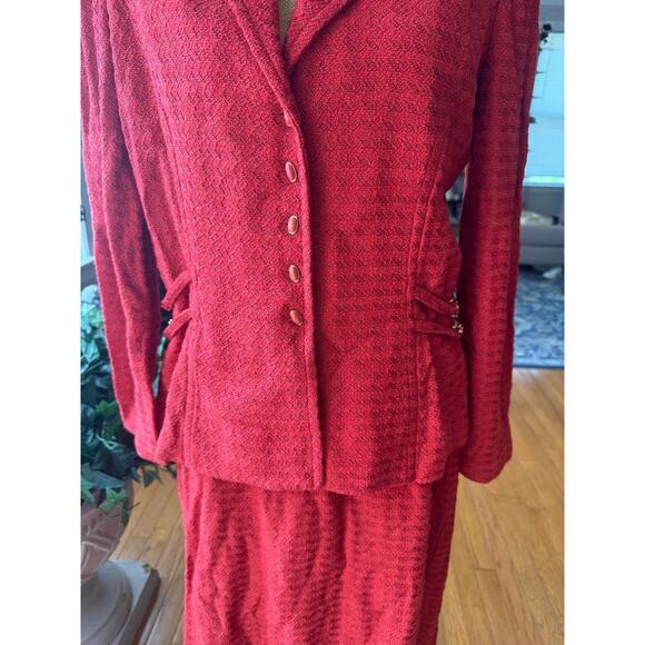ST JOHN COLLECTION RED KNIT SUIT SIZE 12/14 (JO100 - Picture 3 of 10